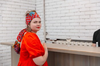 Люся Воронова фотографии с выставки Мозаичность 203